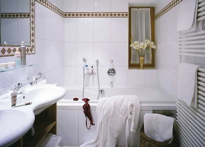 Hotel Hotel-garni Felsenhof 3*