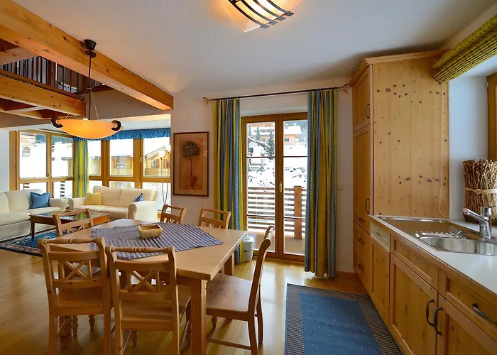 Отель Hotel-garni Felsenhof Лех