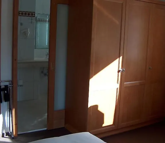 Hotel-garni Felsenhof Hotel