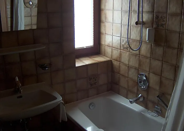 Hotel-garni Felsenhof 3* Lech am Arlberg