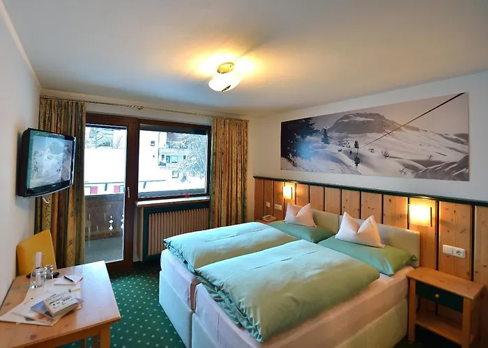 Отель Hotel-garni Felsenhof 3*